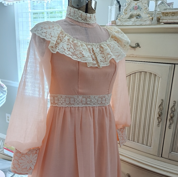 AMAZING VINTAGE GUNNE STYLED MAXIE DRESS! STUNNING! - Picture 3 of 13